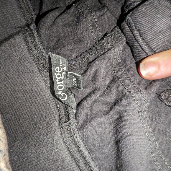 Plus size pants, shorts overalls bundle - Picture 9 of 14